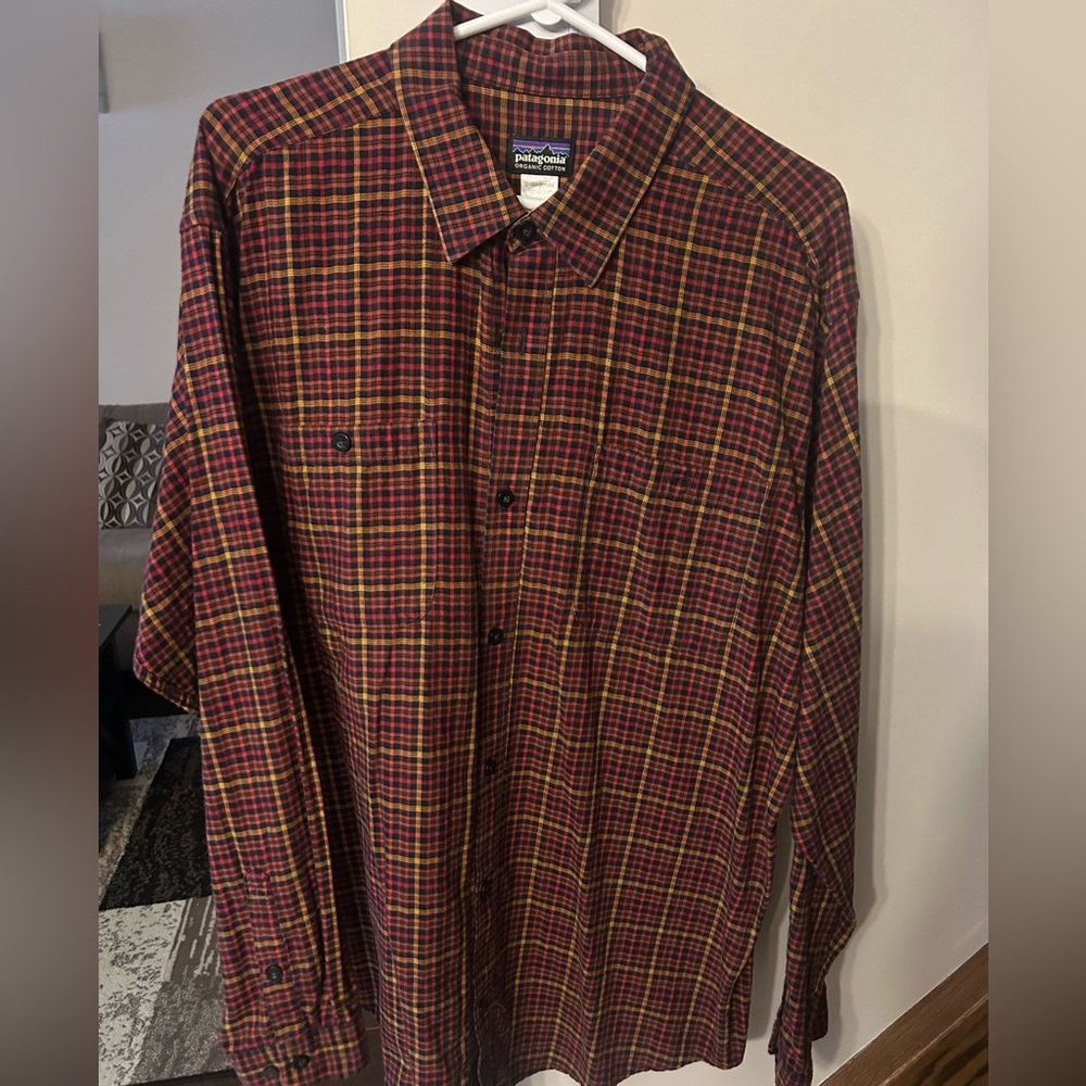 Patagonia Organic Cotton Button Down Flannel Shirt